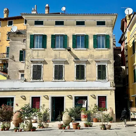 Apartament Apollo *