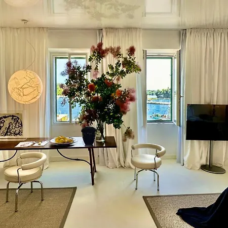 Apartman Apollo *