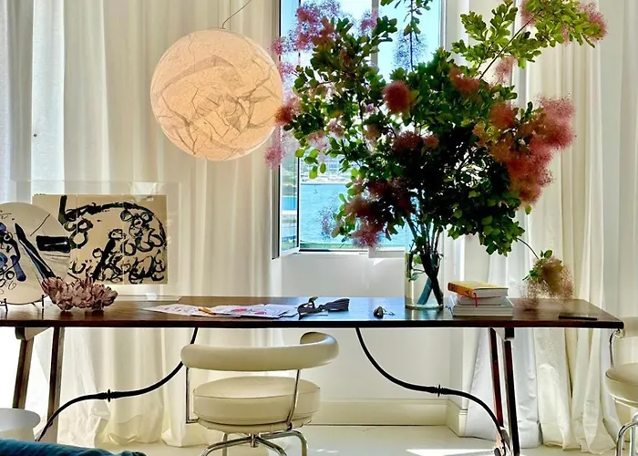 아파트 Apollo 로비니